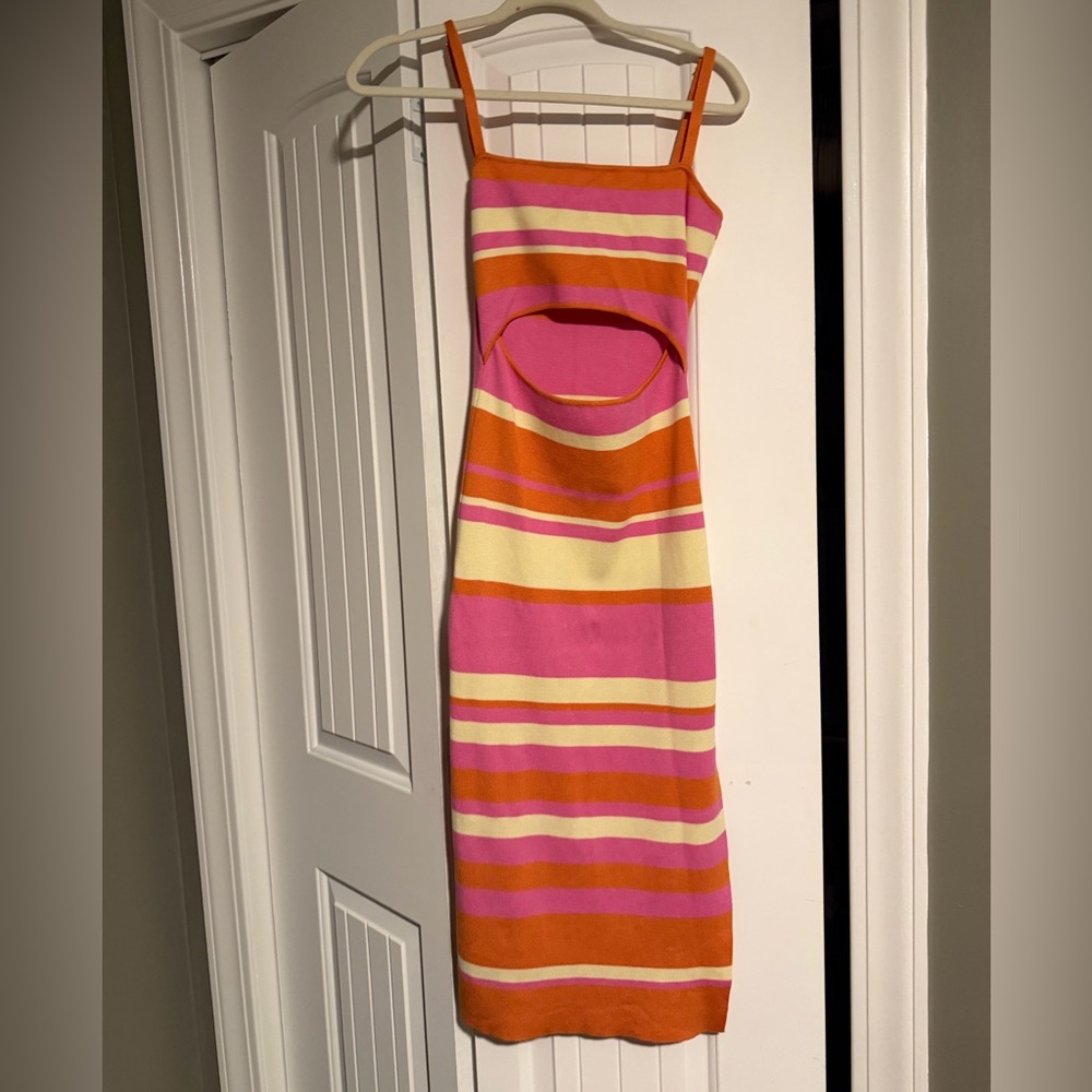 MARBLE Colorful Backless Dress in Pink and Orange